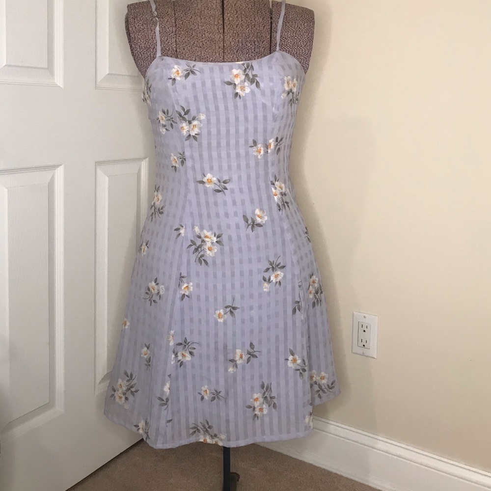 Mini dress w zipper back